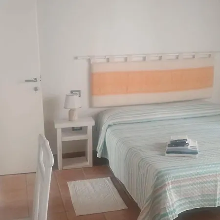 Antiche Terre Di Gallura 住宿加早餐酒店
