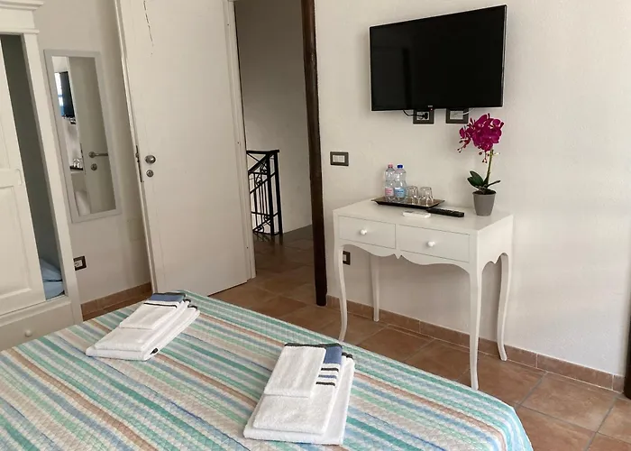 Antiche Terre Di Gallura Bed & Breakfast 3*